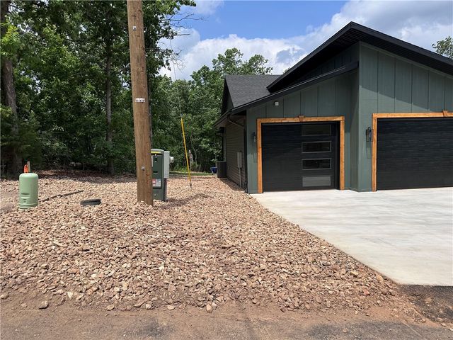 3 Bytham Circle, Bella Vista, AR 72714