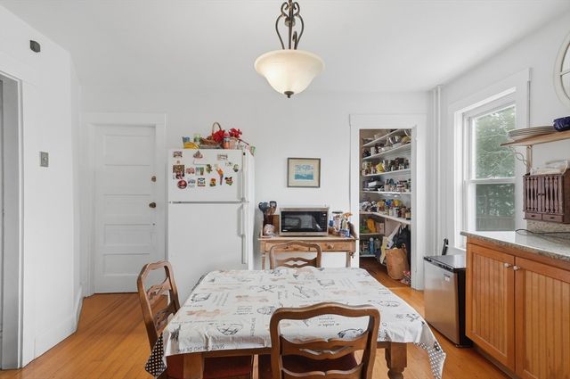 17 Locust Terrace 2, Cambridge, MA 02138
