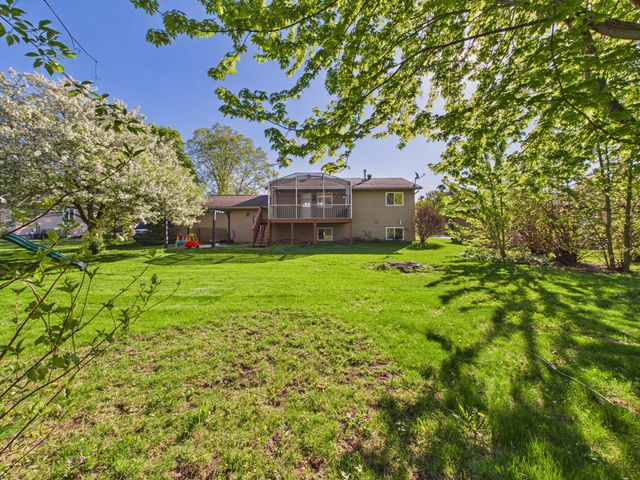 2210 Green Drive, Faribault, MN 55021