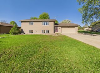 2210 Green Drive, Faribault, MN 55021