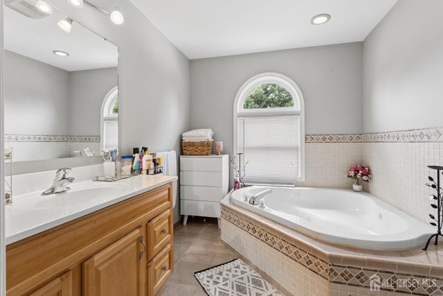 531 Manor Road, Beverly, NJ 08010