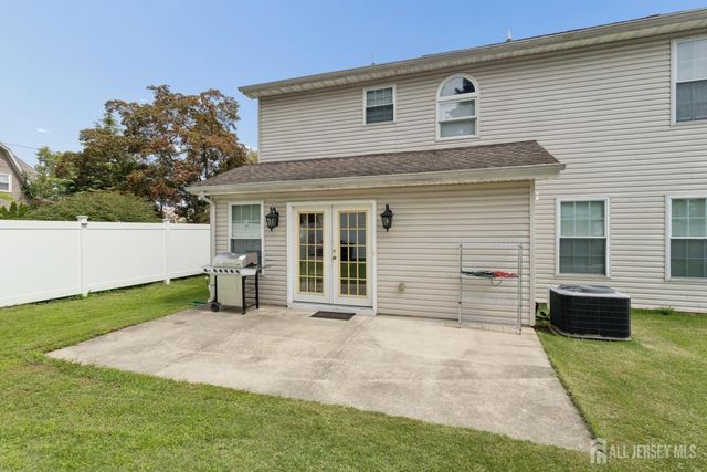 531 Manor Road, Beverly, NJ 08010