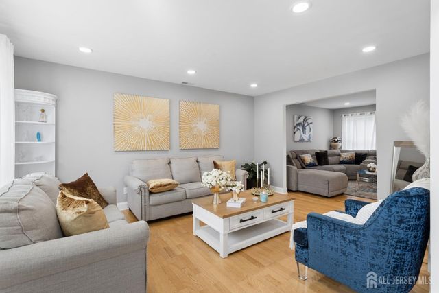 531 Manor Road, Beverly, NJ 08010