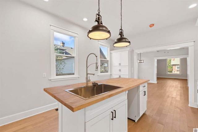 1520 Monroe # 3, Paducah, KY 42001