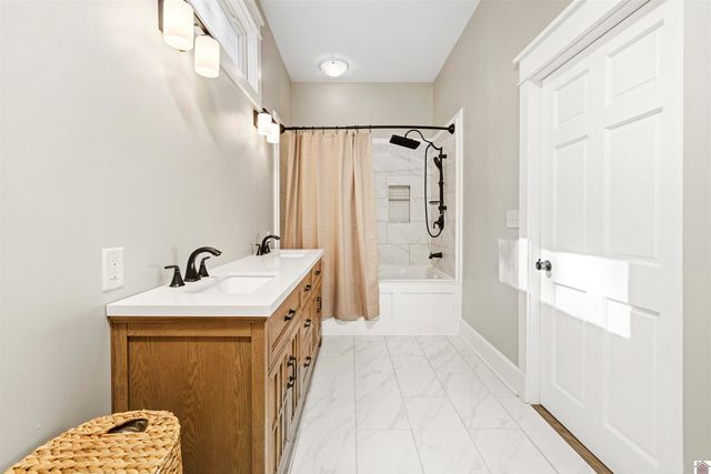 1520 Monroe # 3, Paducah, KY 42001