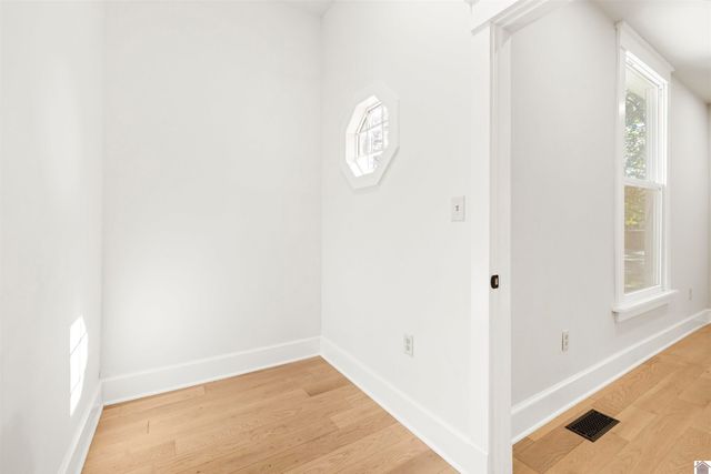 1520 Monroe # 3, Paducah, KY 42001