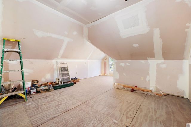 1520 Monroe # 3, Paducah, KY 42001