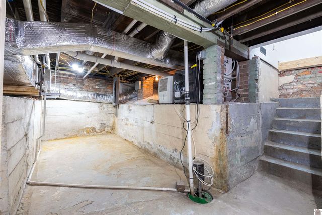 1520 Monroe # 3, Paducah, KY 42001