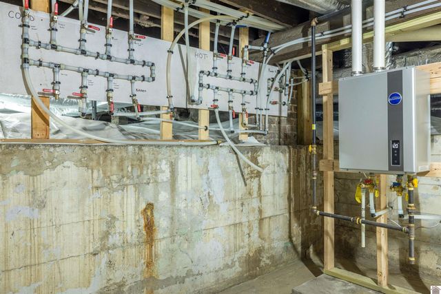 1520 Monroe # 3, Paducah, KY 42001