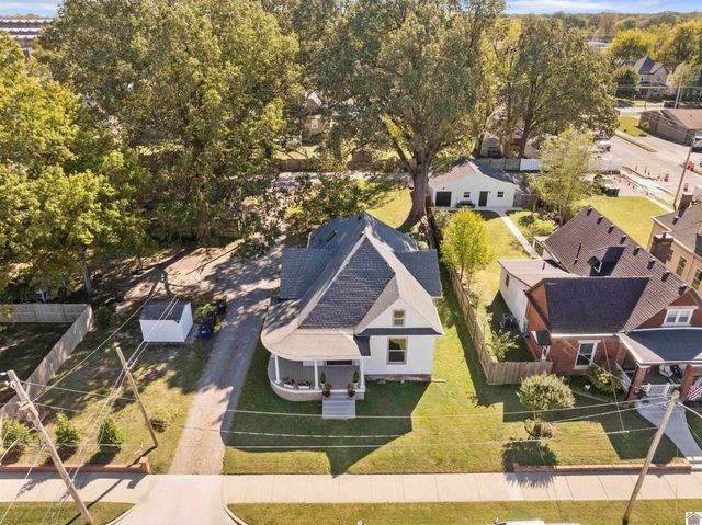 1520 Monroe # 3, Paducah, KY 42001