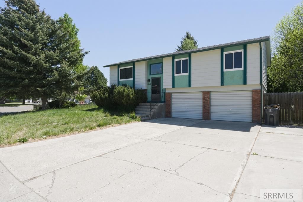 Image 1 of property listing at 844 Calliope Lane, Idaho Falls, ID 83402