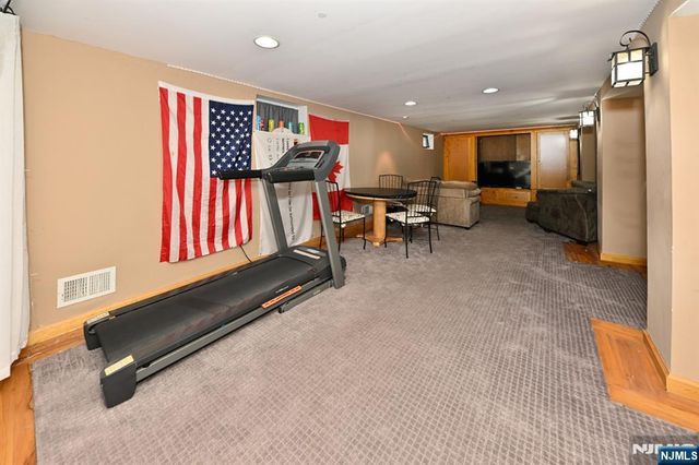 2604 Cleveland Avenue, Twp Of Washington, NJ 07676