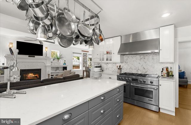 1116 BAY RIDGE AVE, Annapolis, MD 21403