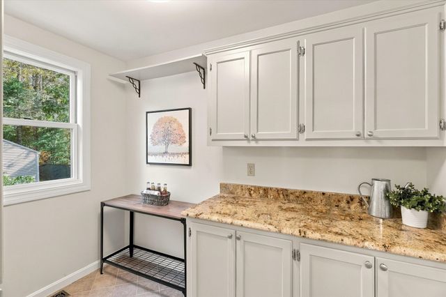 7 Country Lake Road, Methuen, MA 01844