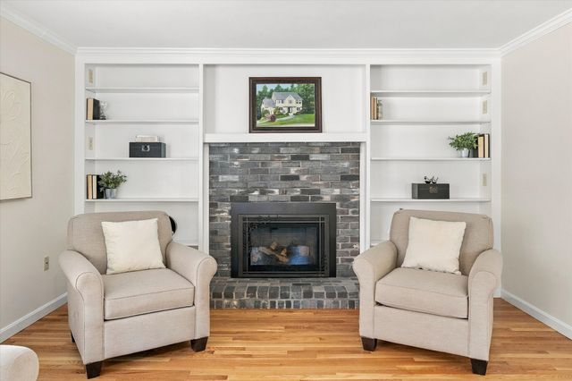 7 Country Lake Road, Methuen, MA 01844