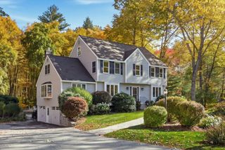 7 Country Lake Road, Methuen, MA 01844