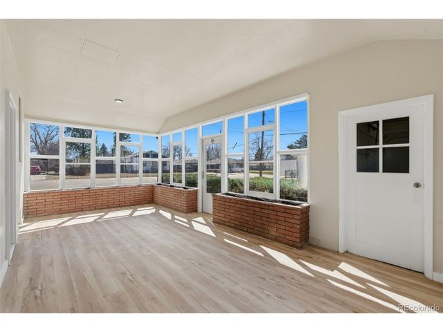 4895 S Fox St, Englewood, CO 80110