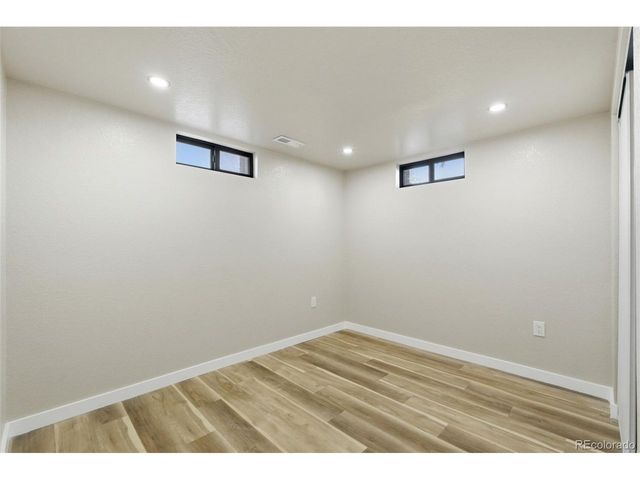 4895 S Fox St, Englewood, CO 80110