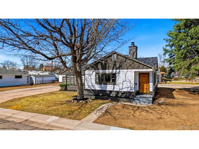 4895 S Fox St, Englewood, CO 80110