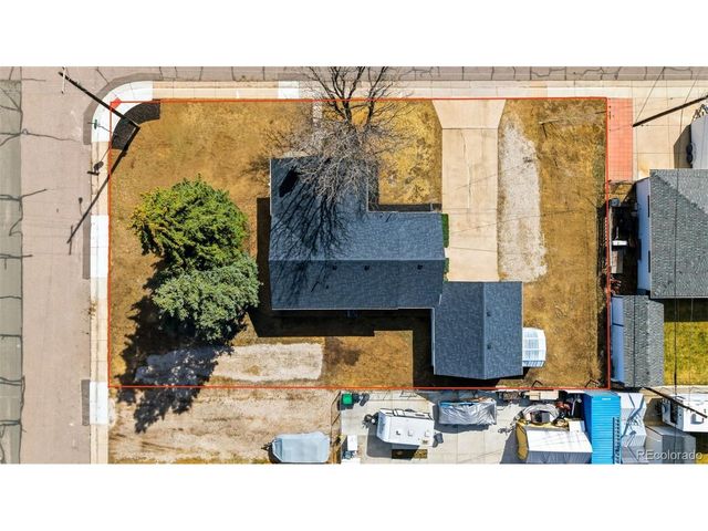 4895 S Fox St, Englewood, CO 80110