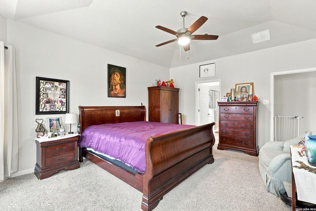 17019 Barker Path, San Antonio, TX 78247