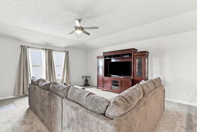17019 Barker Path, San Antonio, TX 78247