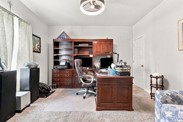 17019 Barker Path, San Antonio, TX 78247