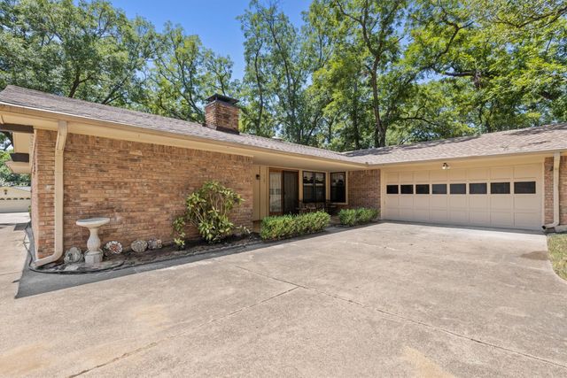 1611 Phyllis Court, Irving, TX 75060
