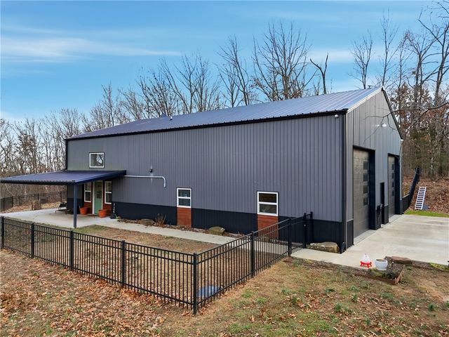 19475 Cotton Lane, Garfield, AR 72732