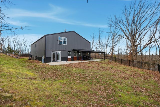 19475 Cotton Lane, Garfield, AR 72732