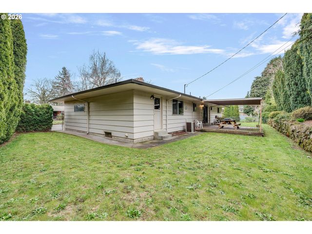 11425 Se ASH Ct, Portland, OR 97216