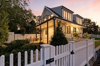 278 Hillside Avenue, Arlington, MA 02476