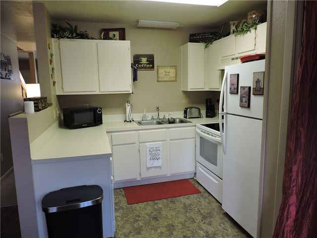 2807 Wildflower Drive 37, Bryan, TX 77802