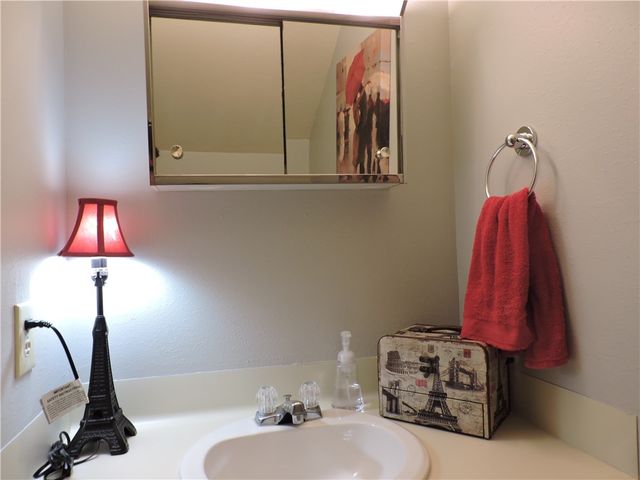 2807 Wildflower Drive 37, Bryan, TX 77802