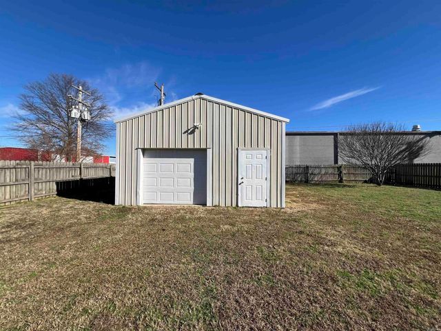 708 Dwight Street, Trumann, AR 72472