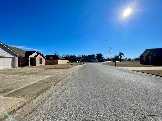 708 Dwight Street, Trumann, AR 72472