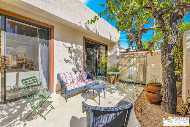 5 Vista Loma Drive, Rancho Mirage, CA 92270