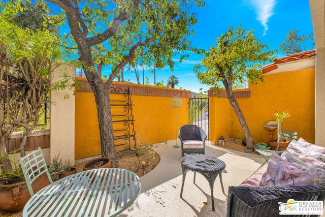 5 Vista Loma Drive, Rancho Mirage, CA 92270