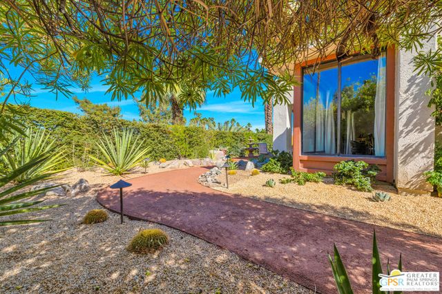 5 Vista Loma Drive, Rancho Mirage, CA 92270