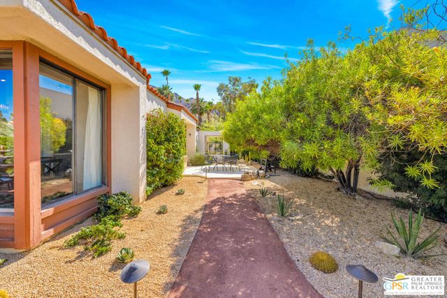 5 Vista Loma Drive, Rancho Mirage, CA 92270
