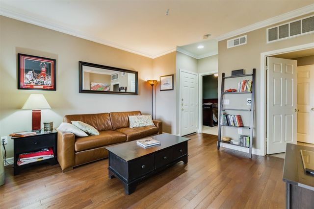 3231 Allen Parkway 1110, Houston, TX 77019