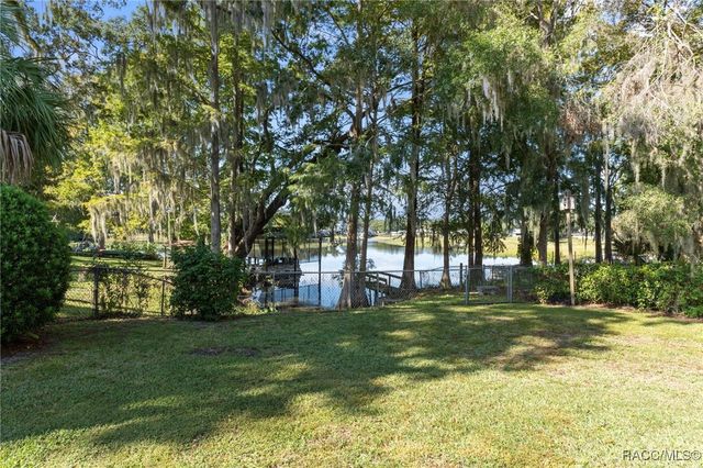 1308 Lakeshore Drive, Inverness, FL 34450
