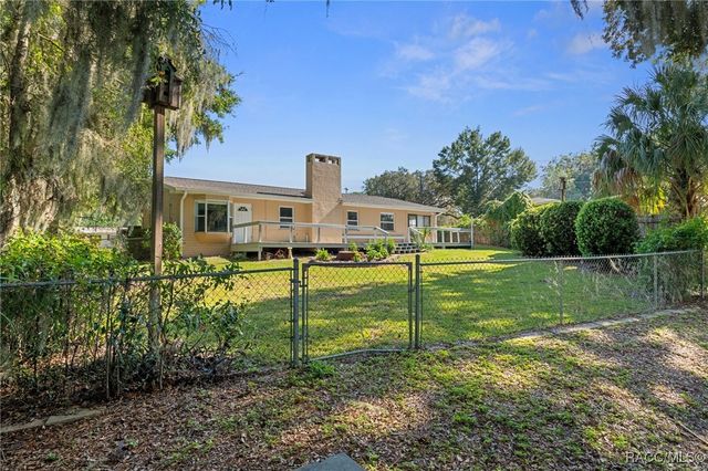 1308 Lakeshore Drive, Inverness, FL 34450