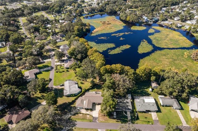 1308 Lakeshore Drive, Inverness, FL 34450