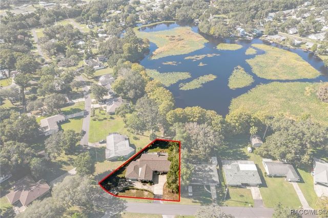 1308 Lakeshore Drive, Inverness, FL 34450