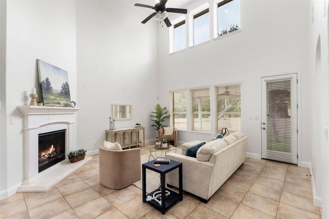 8624 Alophia DR, Austin, TX 78739