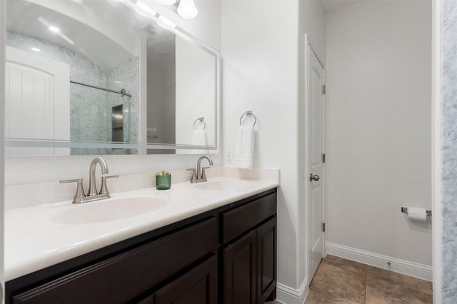 8624 Alophia DR, Austin, TX 78739