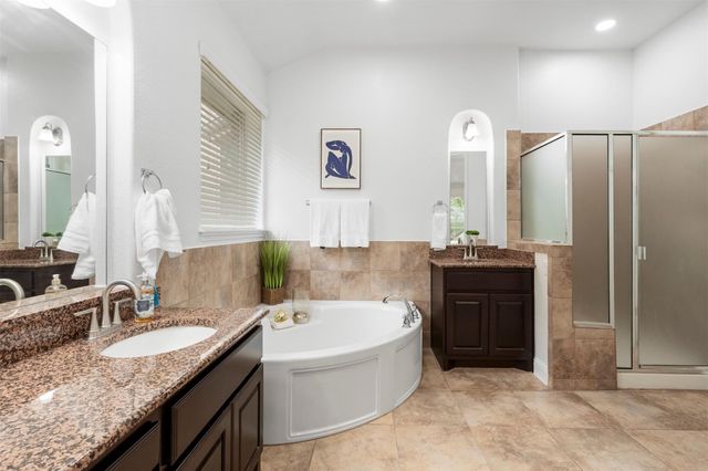 8624 Alophia DR, Austin, TX 78739