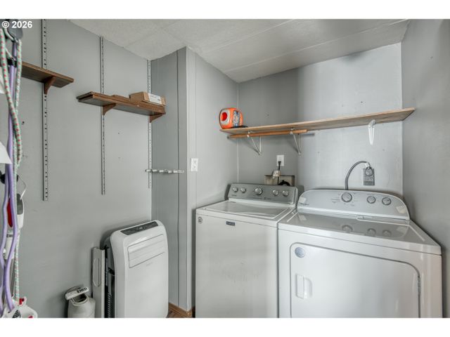 3500 Se Corcord 8, Milwaukie, OR 97267