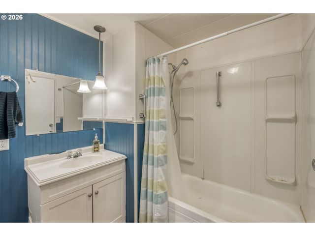 3500 Se Corcord 8, Milwaukie, OR 97267